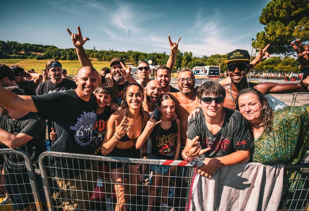 Facce da AC/DC: guarda la prima gallery del pubblico a Imola