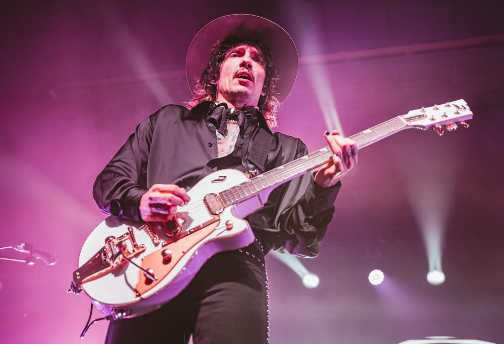 The Darkness: le foto più belle e la scaletta del concerto a Nonantola