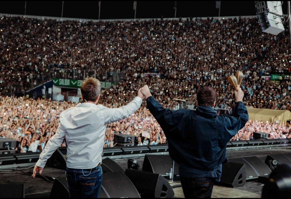 Oasis: le foto più belle e a scaletta del concerto a Santiago del Cile - 19 novembre 2025