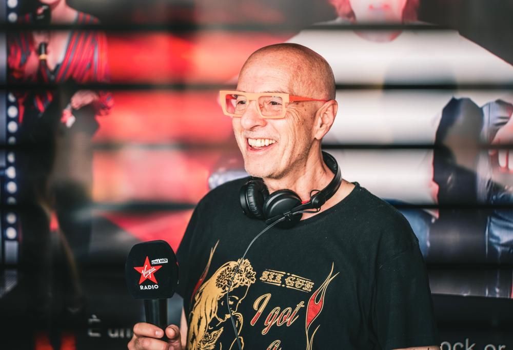 In memoria di Massimo Cotto. Le foto con i momenti più belli vissuti con la famiglia di Virgin Radio